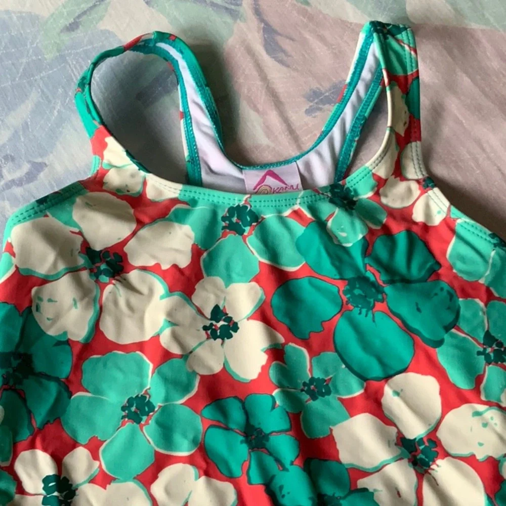 Kanu Surf girls floral swimsuit that fits size 10